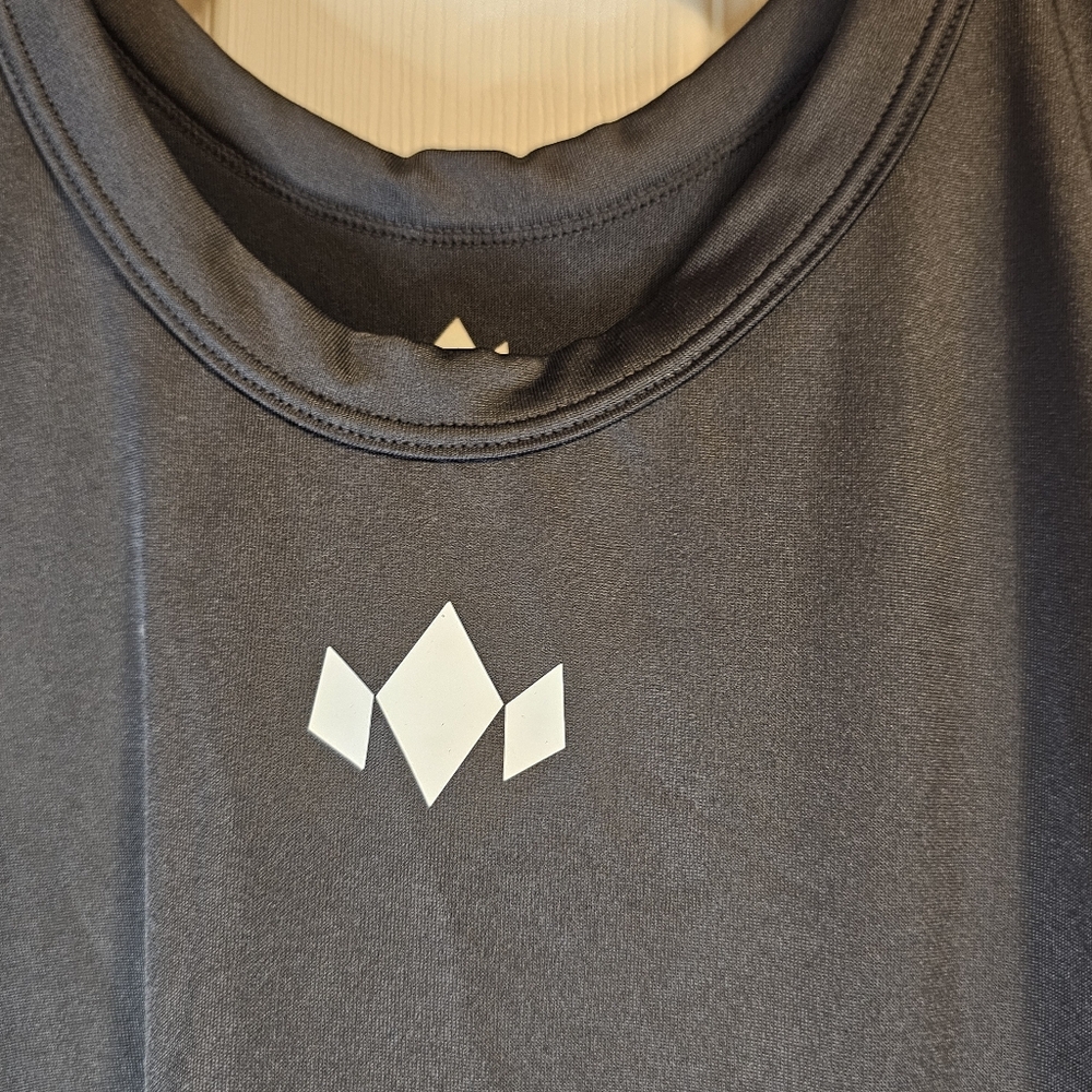 Diadem Court Essentials Large Gray Compression Racerback Tank - Picture 2 of 4